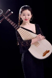 李佳佳