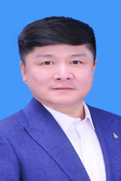 李卿
